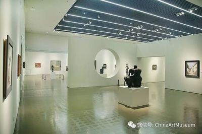 艺术伉俪联袂献展，时代隽美永驻华宫——邱瑞敏、吴慧明捐赠作品展今起启幕